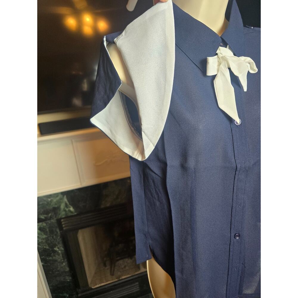 Tulip B Medium Navy Ivory Tie Neck Flutter Sleeve Button Front Blouse NWT - Picture 4 of 7